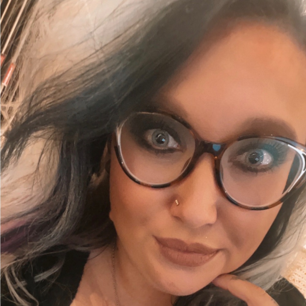 Meet your Posher, Allie